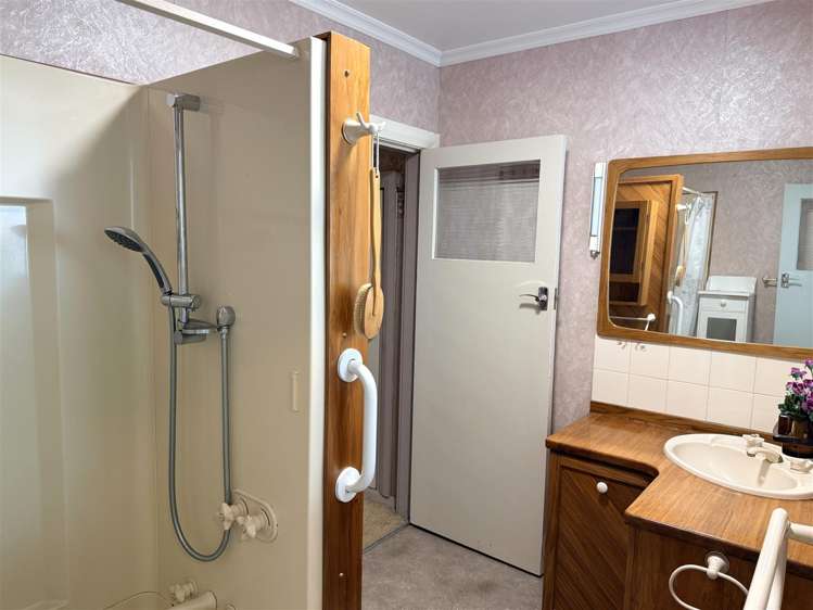 218 Sewell Street Hokitika_18