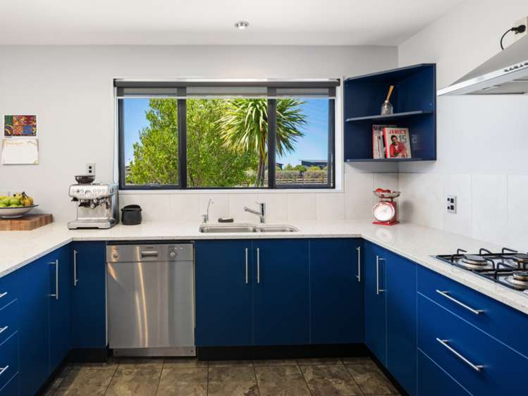 8 Edgewater Place Rarangi_1