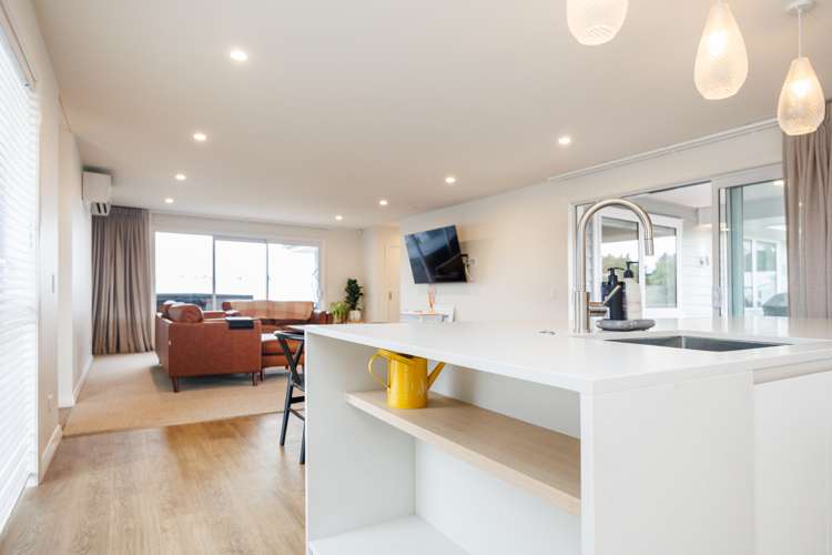 89 Churcher Street Feilding_16