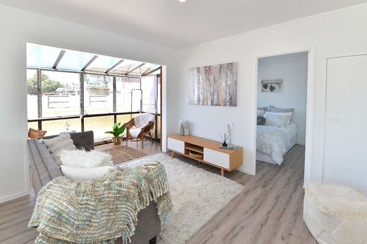 1/70 Florence Avenue Orewa_6