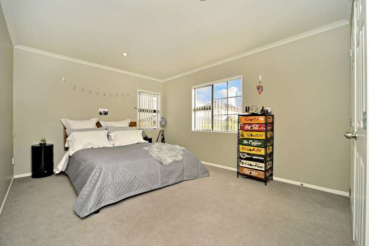 47 Baverstock Road Flat Bush_16