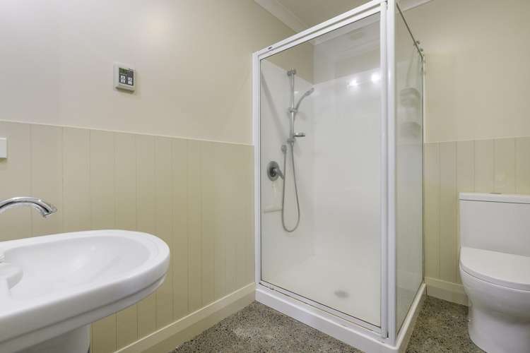 59 Contour Avenue Pyes Pa_32