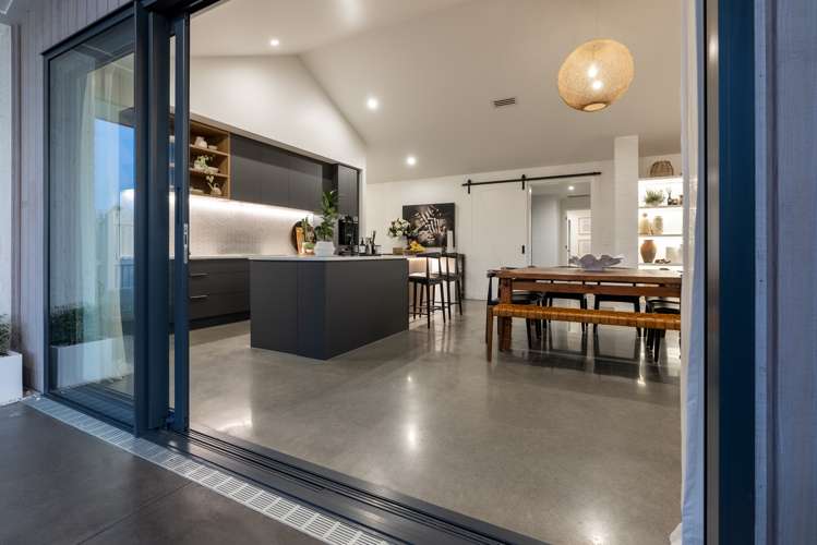 25 Mike Smith Drive Cambridge_19