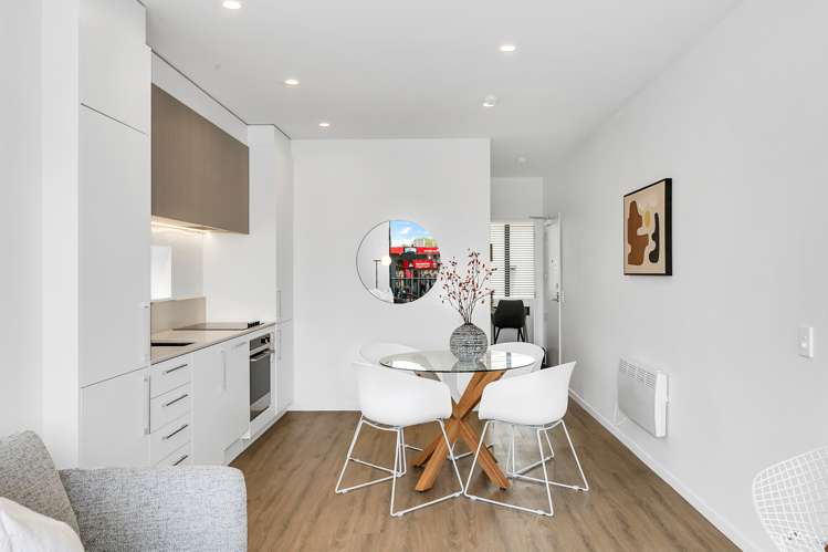 101/1028 Great North Road Point Chevalier_5