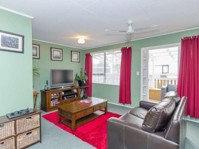 11 Lincoln Road Carterton_4