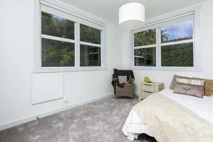 11a Saltburn Road Milford_17