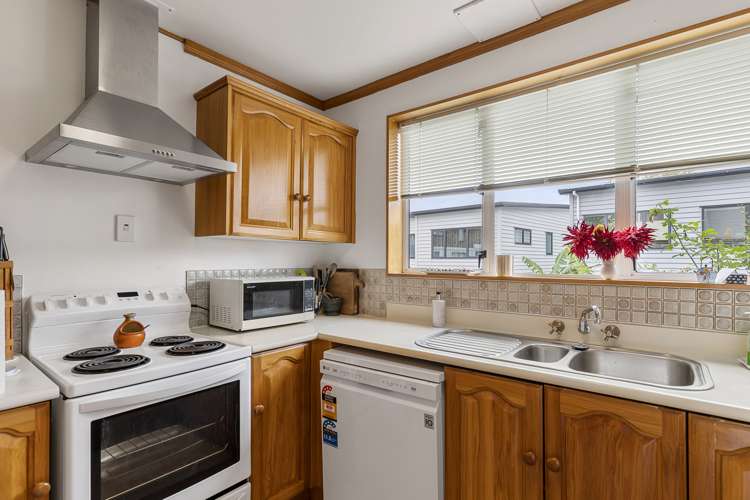 1/26 Tui Glen Road Birkenhead_6