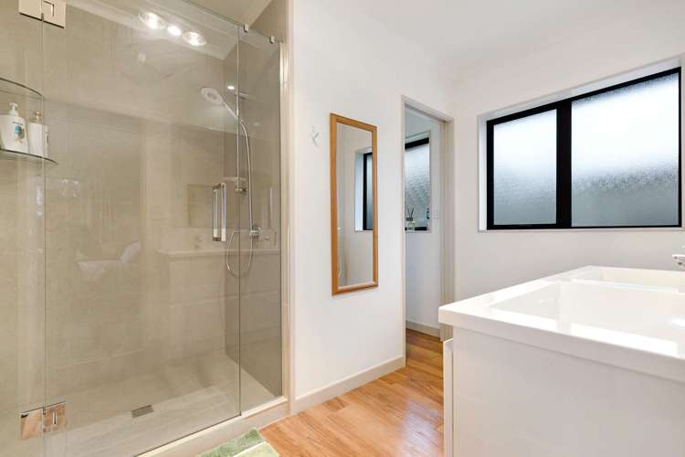 9 Devoy Drive Owhata_24