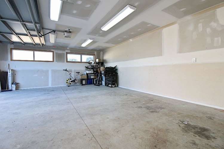 19 Niven Road Otatara_21