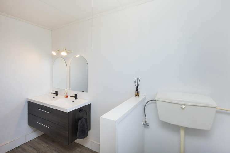 39 Lancaster Street Highbury_22