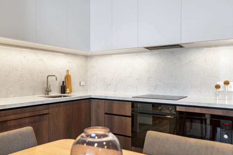 2/219 Lake Road Northcote_4