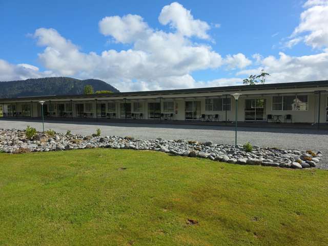 15 Room Motel - Turn Key Opportunity