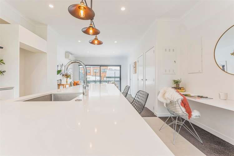 14 Alexander Willis Crescent Hobsonville_6