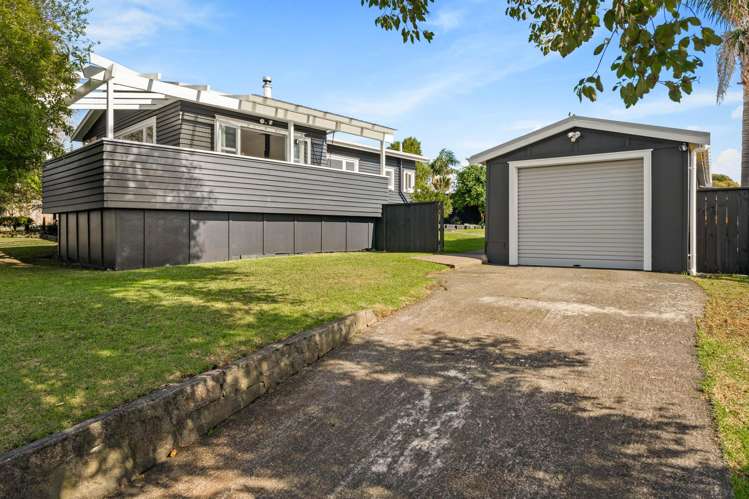 37 Waimumu Road Massey_24