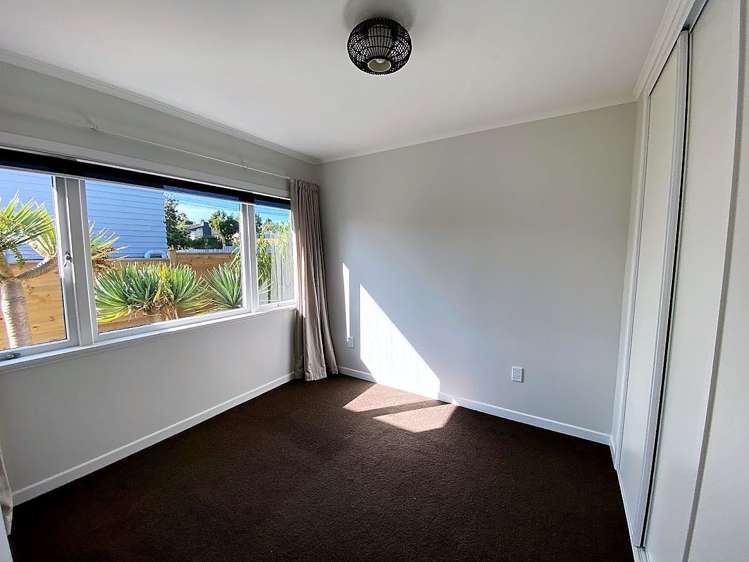 16 Gloria Avenue Te Atatu Peninsula_9