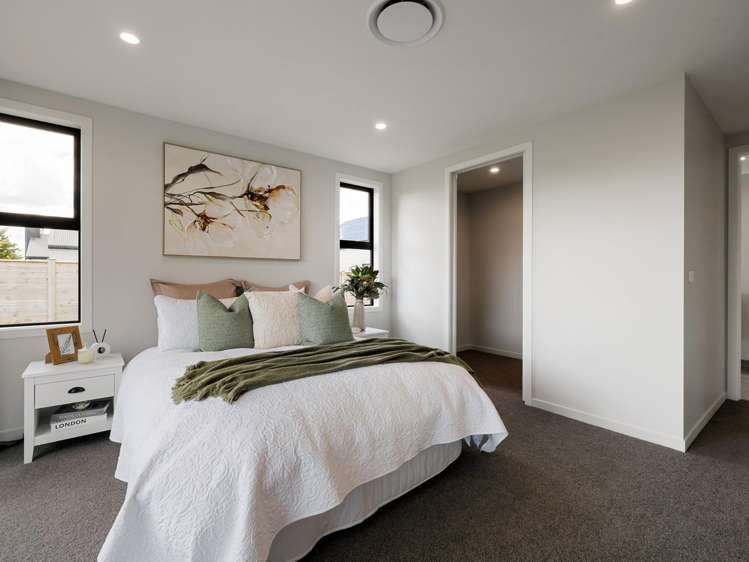 1 Koru Lane Leamington_11