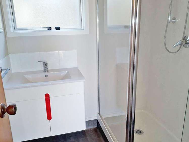 2/71 Spring Street Onehunga_10