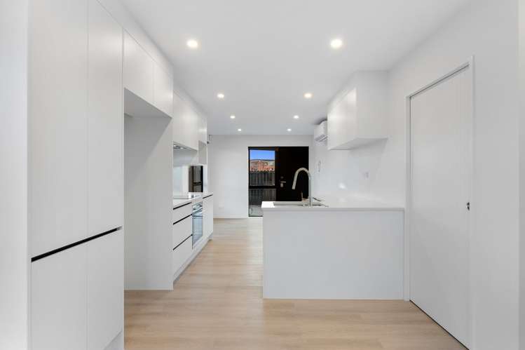 27E Von Sturmer Street Mangere East_6