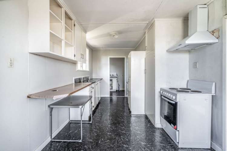 84 Lithgow Street Glengarry_7