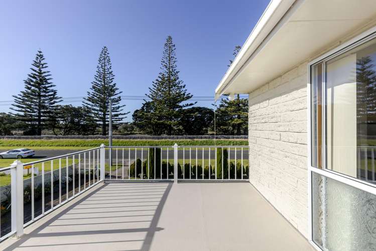 85 Queen Street Waitara_24
