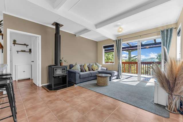 61 Hillcrest Road Hatfields Beach_2