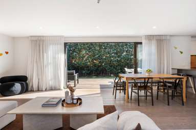 1 Moreland Road_1