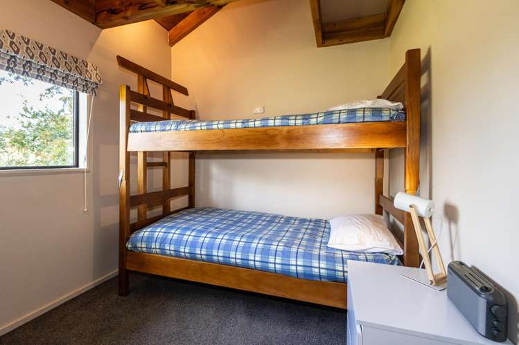 14 Tawa Street Ohakune_15