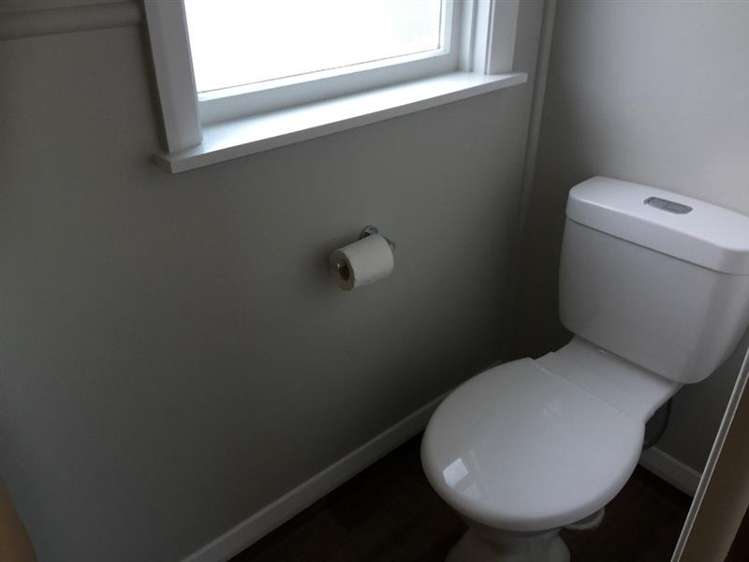 12 Devon Crescent Darfield_16