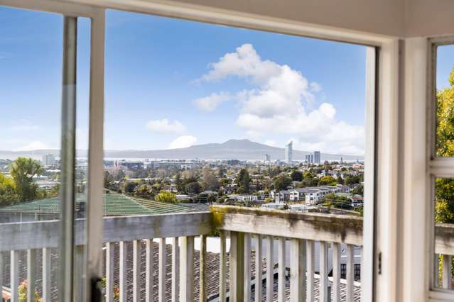 6 Woodcote Drive Glenfield_3