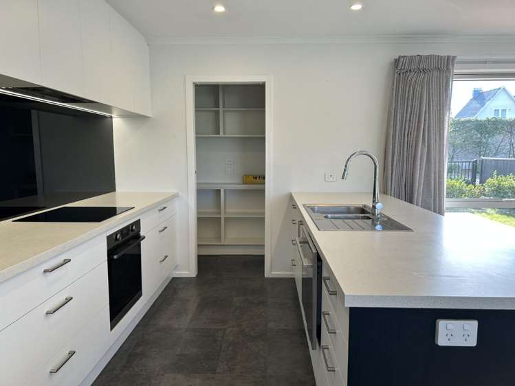 2 Harbour Road 11193_3