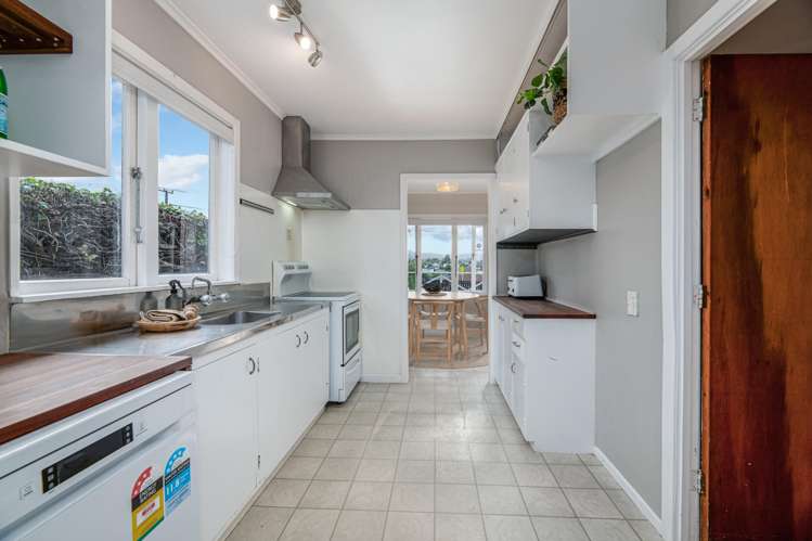 82 Rosier Road Glen Eden_8