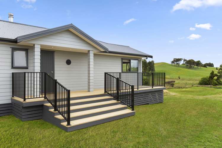 64 Ruapuke Road Raglan_9