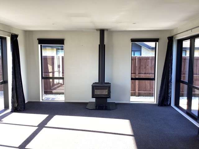 12 Ridgeway Avenue Rolleston_2