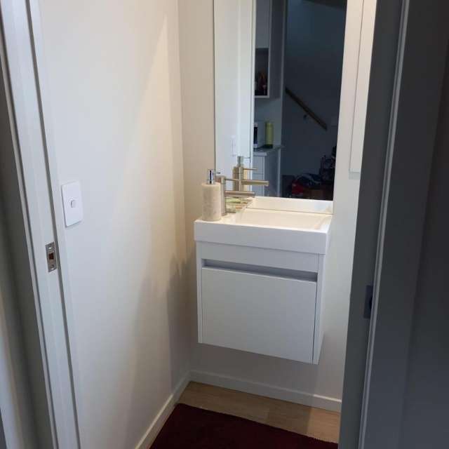 10/240 Stokes Valley Road 1350_2