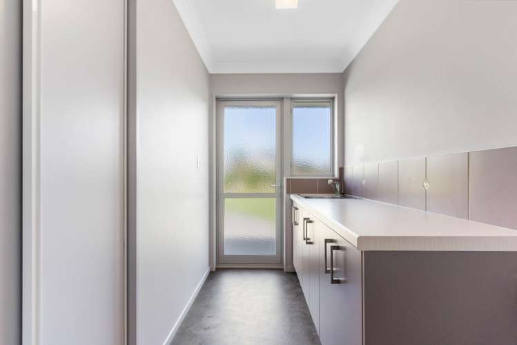9 Goble Road Clarks Beach_17