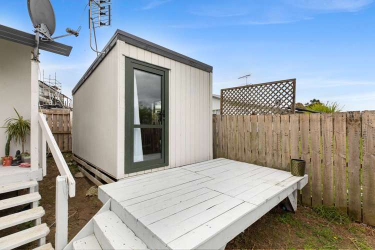 16 Southview Place Wattle Downs_13