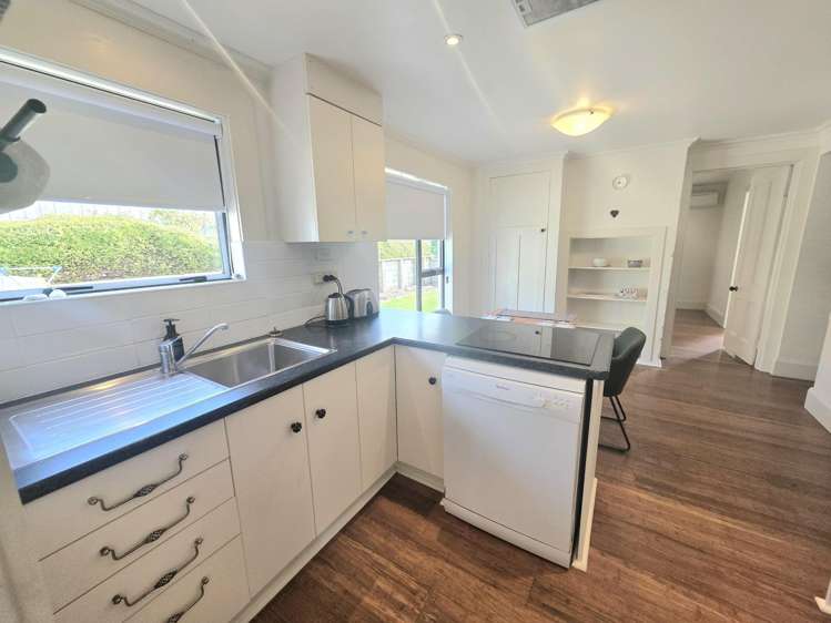 10A Wharfe Street South Hill_2