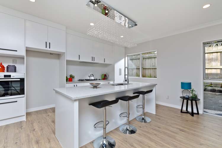 20 Ti Kouka Place Te Atatu Peninsula_11