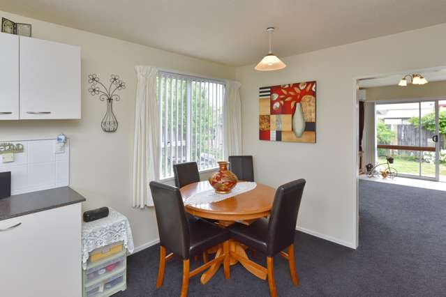 2/9 Valecrest Avenue Parklands_3