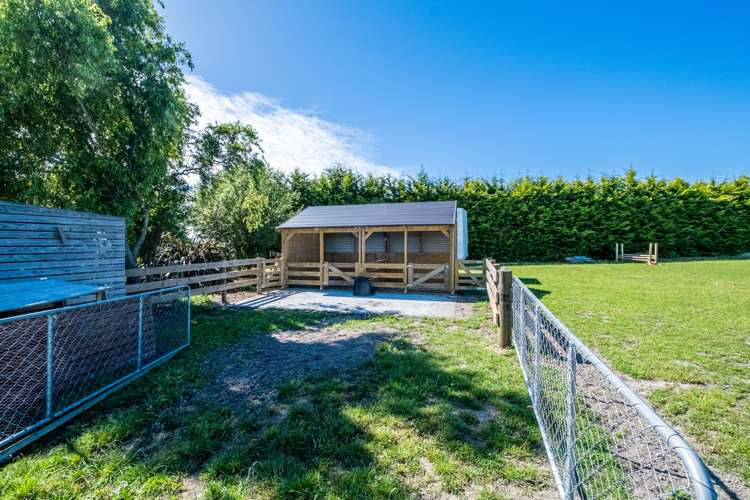 260 Spur Road Hadlow_30