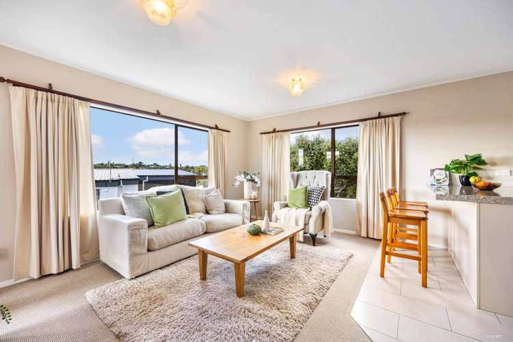 58 Galloway Crescent Farm Cove_16