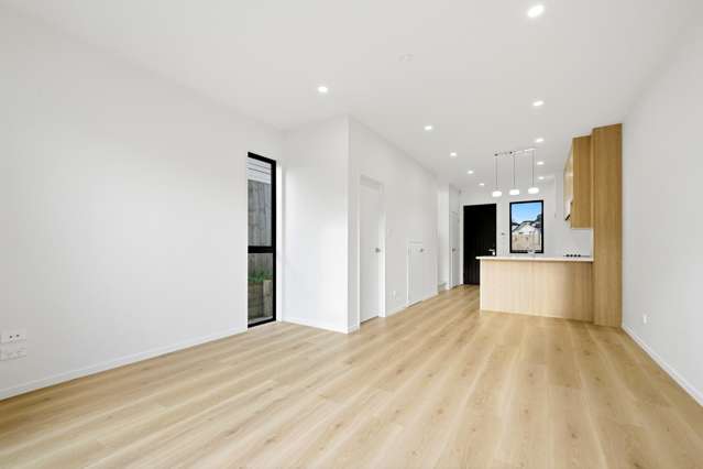 2 West Harbour Drive West Harbour_3