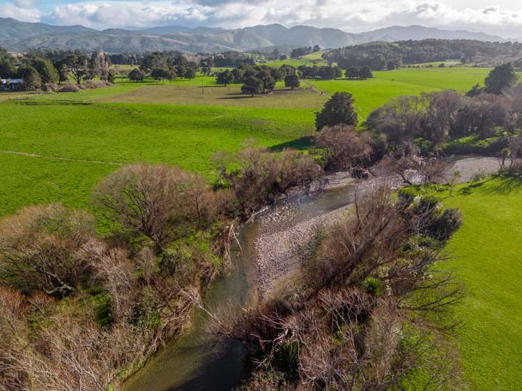 65a Connollys Line Carterton_23