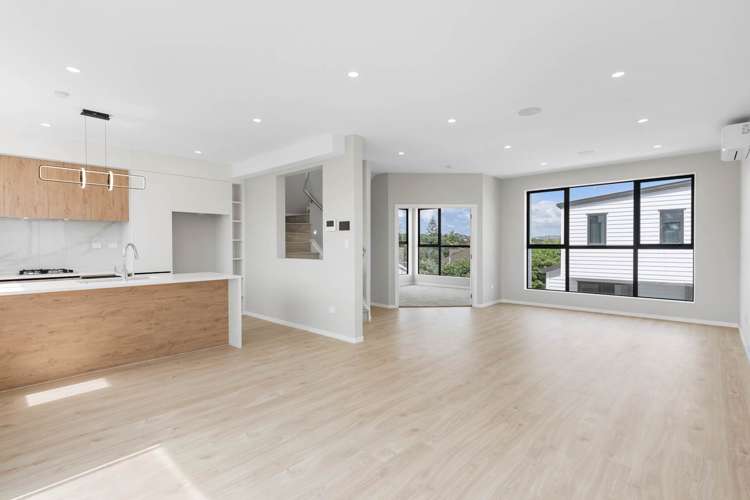 7B Edgewater Grove Orewa_14