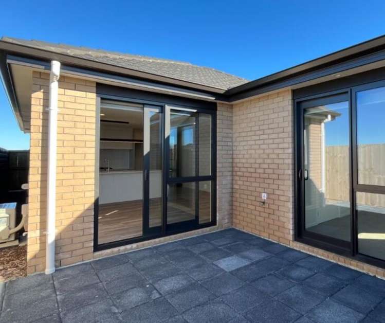 28 Waruhia Crescent_2