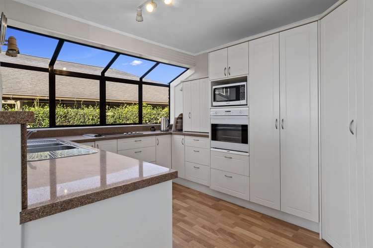 11a Cooneys Drive Matua_5