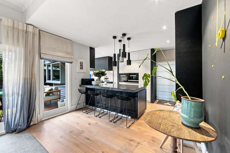 23 Innes Road Merivale_15