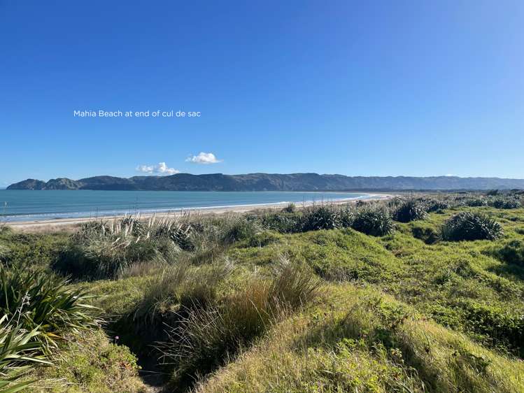 9b Tamure Crescent Mahia_9