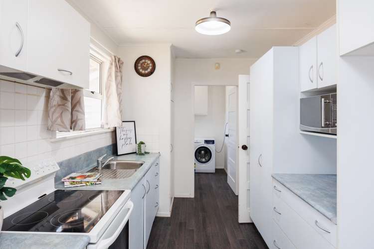 928 Tremaine Avenue Roslyn_6