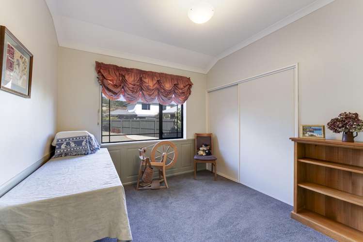 16B Kingsford Drive Stoke_18